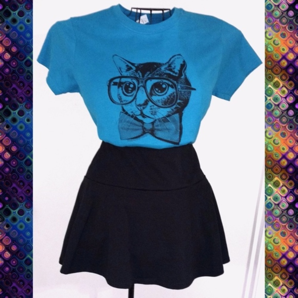 LAST CHANCE! Nerd Cat Women's Tee